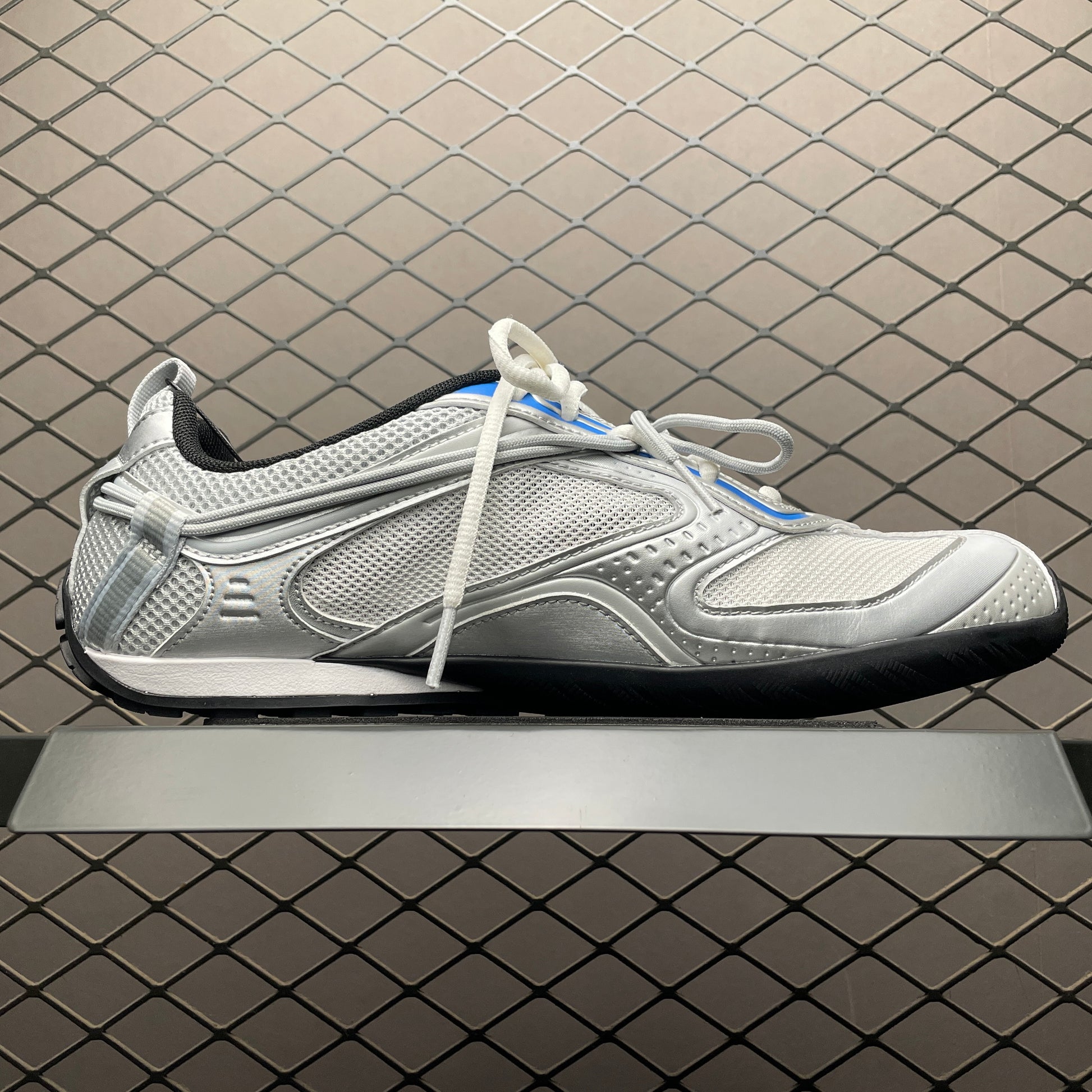 BALENCIAGA Radar Gradient Lines Sneakers "White/Grey/Silver/Black/Blue"