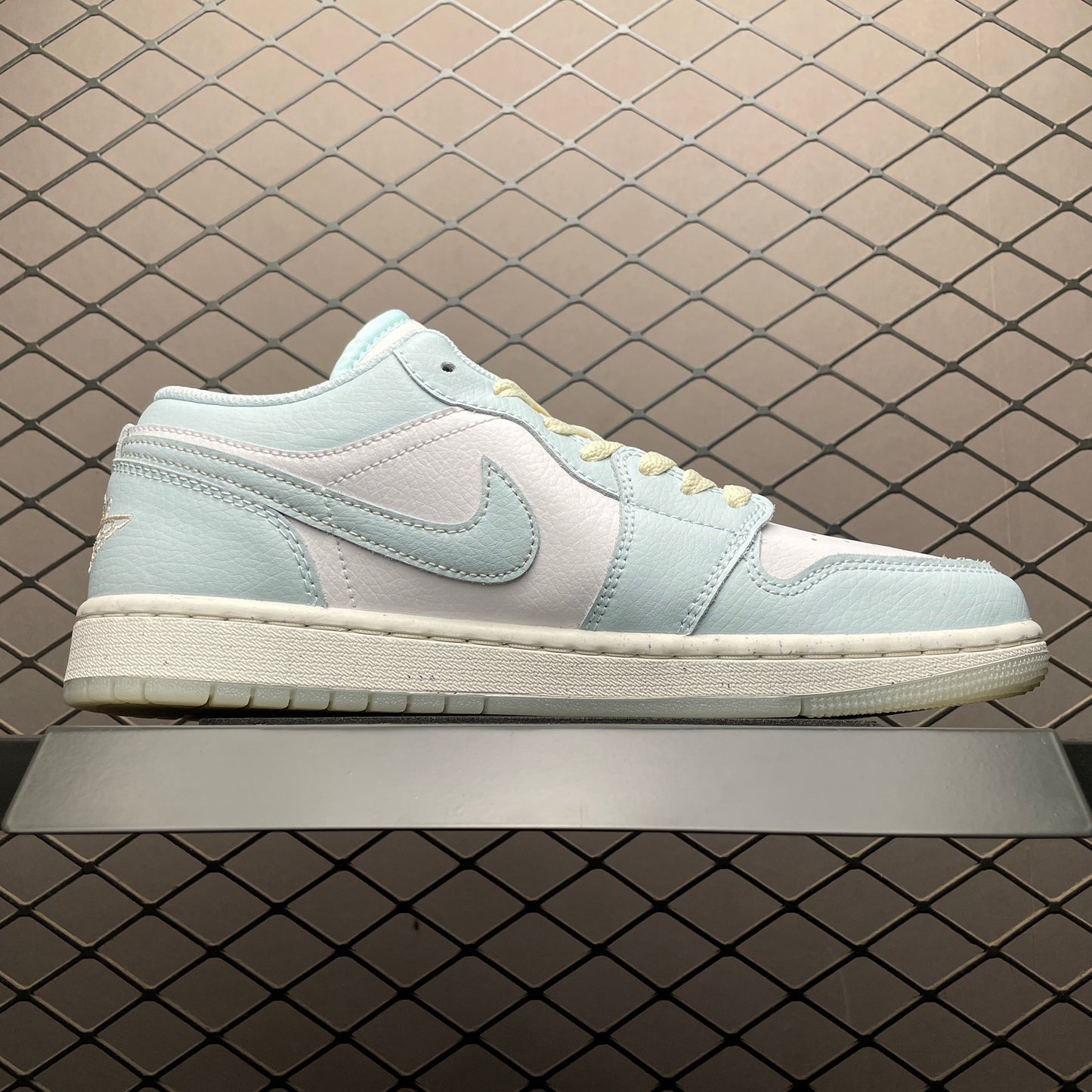 Nike Air Jordan 1 Low SE "Glacier Blue/Summit White/Guava Ice/Sea Glass"