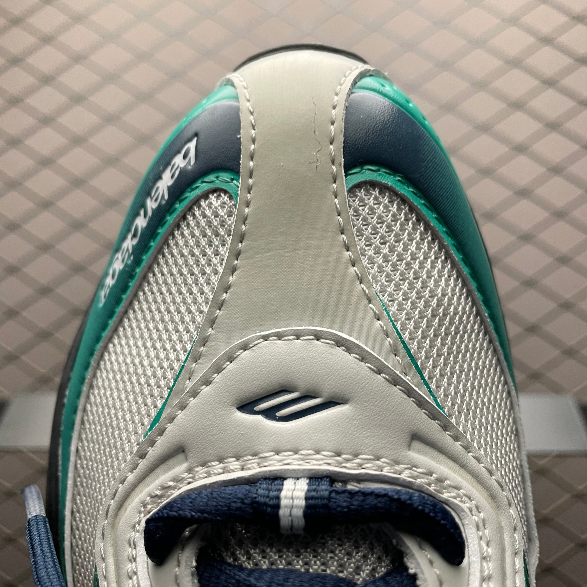 BALENCIAGA Radar Gradient Lines Sneakers "Light Grey/Green/Black"