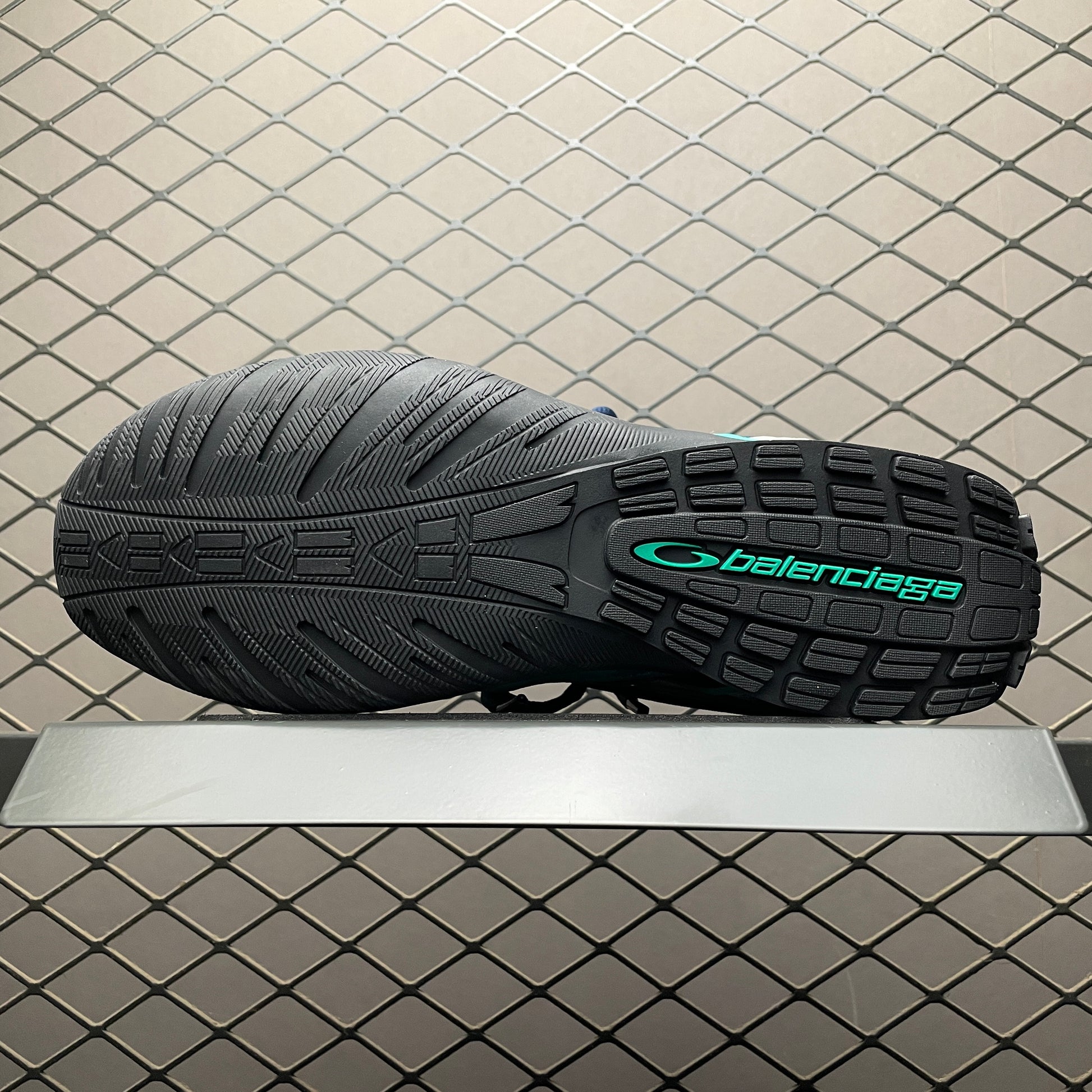 BALENCIAGA Radar Gradient Lines Sneakers "Light Grey/Green/Black"