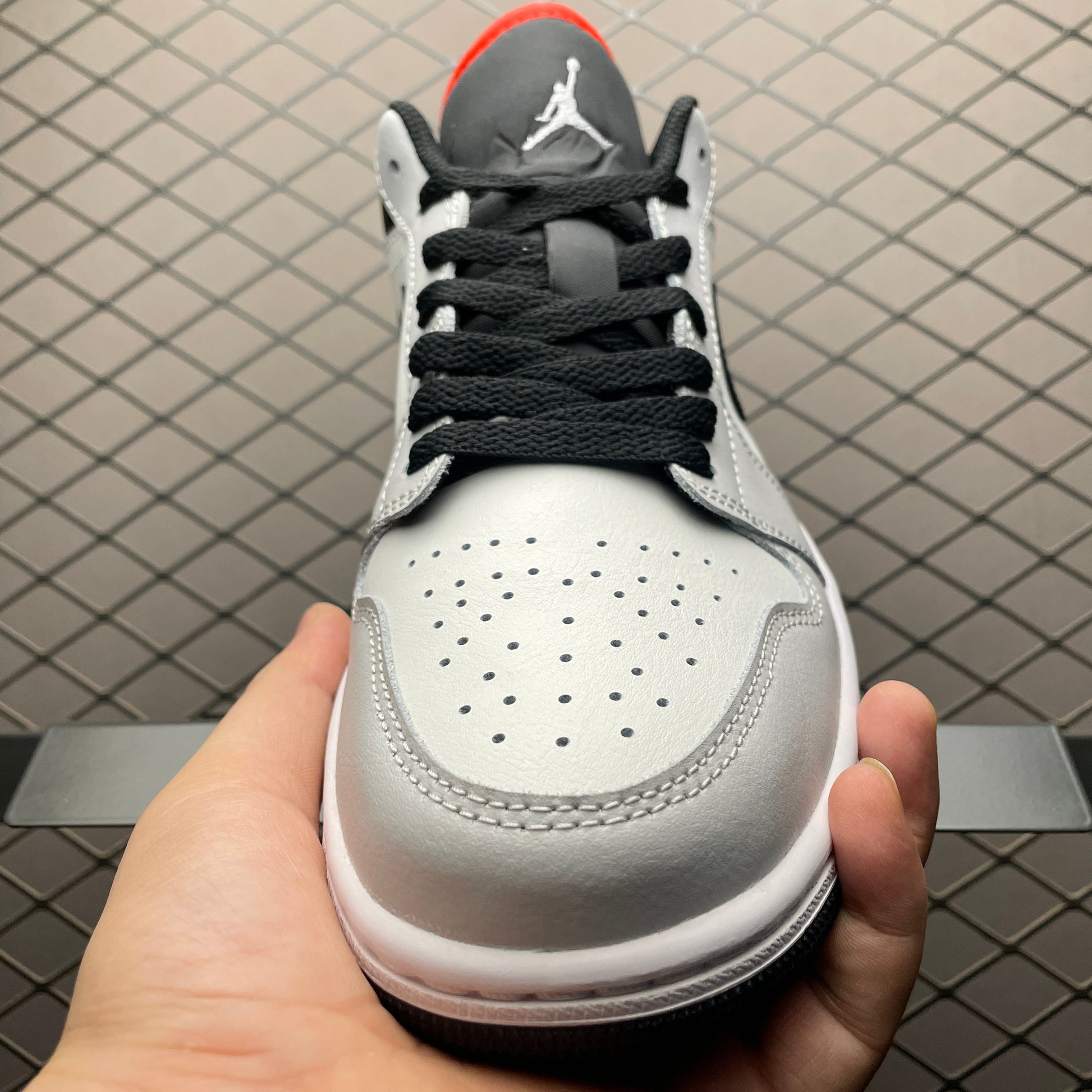 Nike Air Jordan 1 Low "Neutral Grey/Infrared 23/Black"