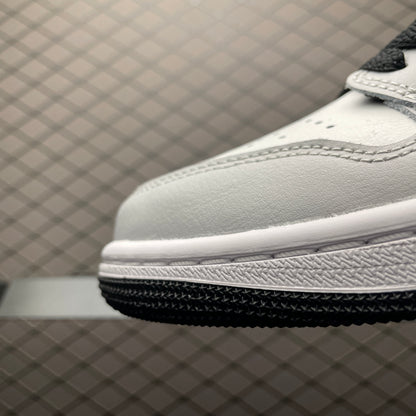 Nike Air Jordan 1 Low "Neutral Grey/Infrared 23/Black"