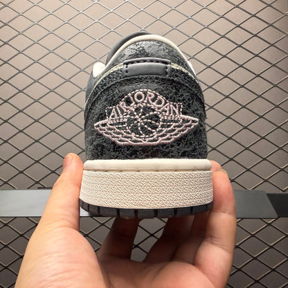 Nike Air Jordan 1 Low SE "Anthracite/Iced Carmine"
