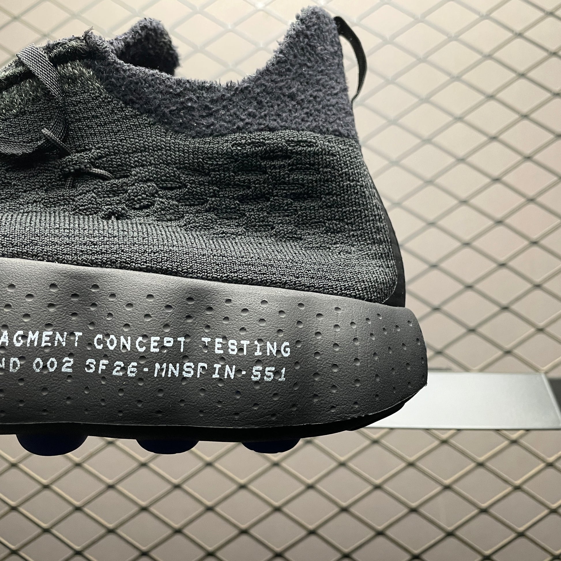 fragment design × Nike Mind 002 Flyknit "Black"