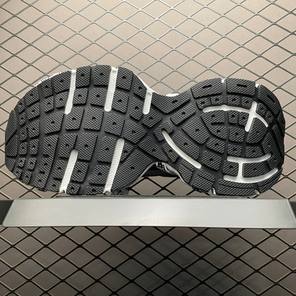 BALENCIAGA 3xl extreme laces logo sneaker