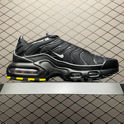 Nike Air Max Plus "Black Reflective"