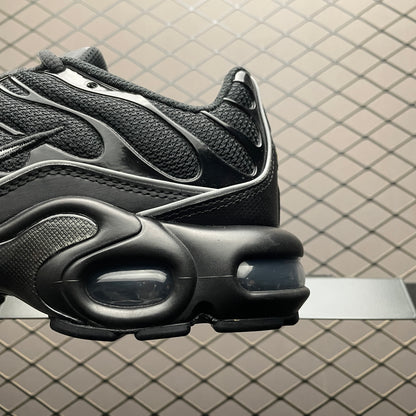 Nike Air Max Plus "Black Reflective"