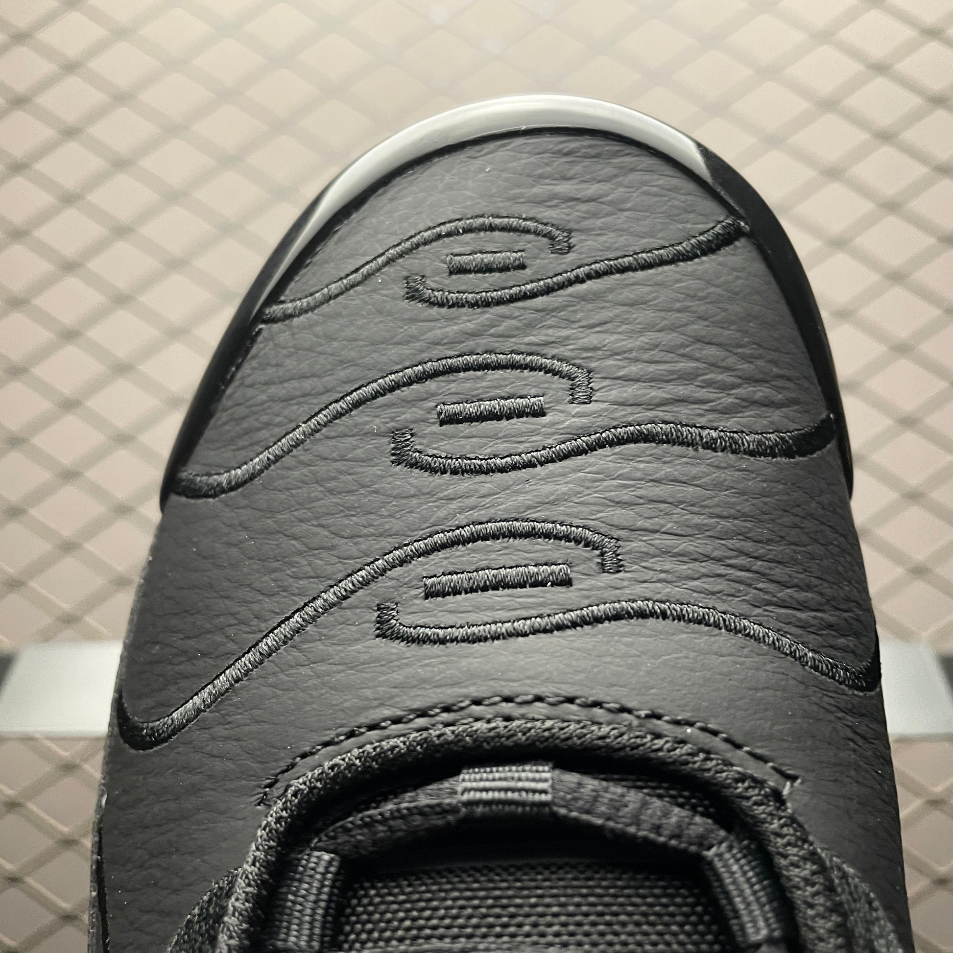 Nike Air Max Plus "Triple Black"