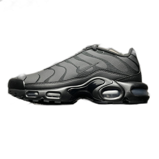 Nike Air Max Plus "Triple Black"