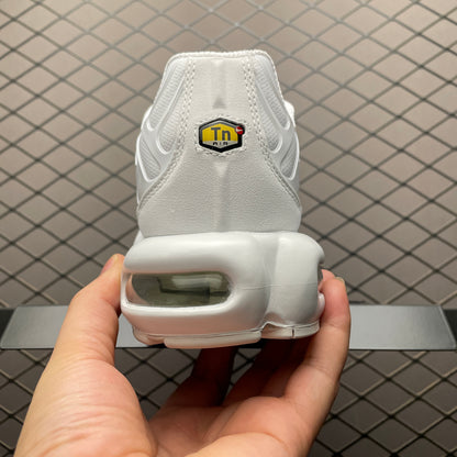 Supreme x Nike Air Max Plus TN "White/Speed Red"