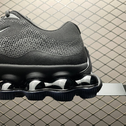 Nike Air Liquid Max "Triple Black"