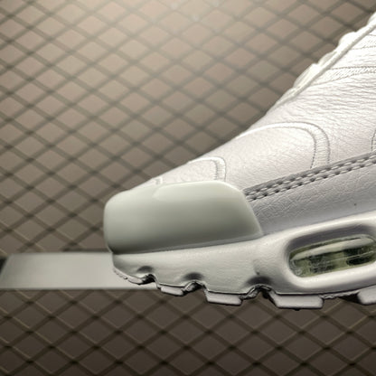 Nike Air Max Plus "Triple White"