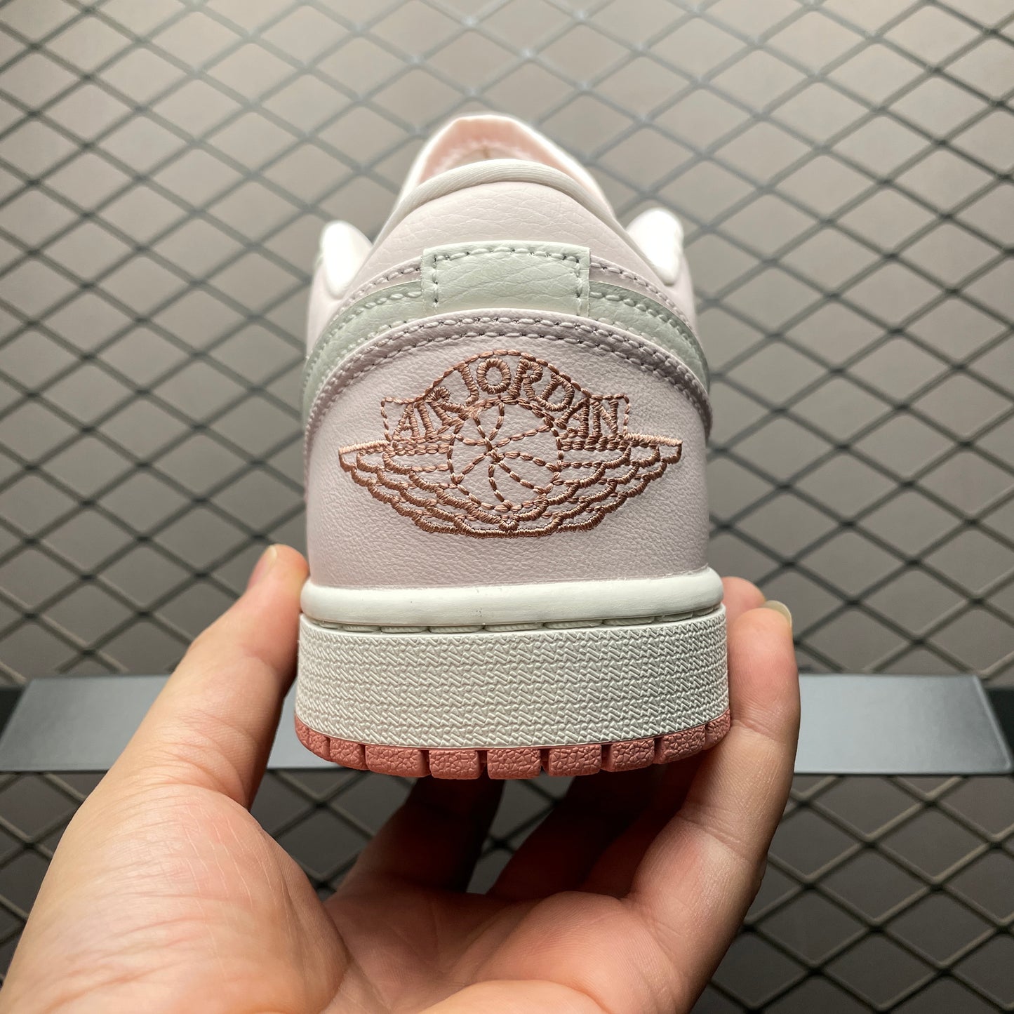 NIKE Jordan Air Jordan Low SE 'Sail Pink'