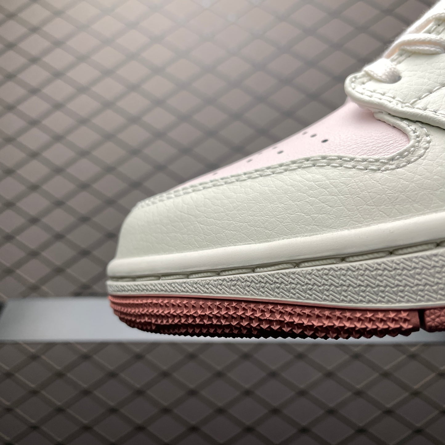 NIKE Jordan Air Jordan Low SE 'Sail Pink'