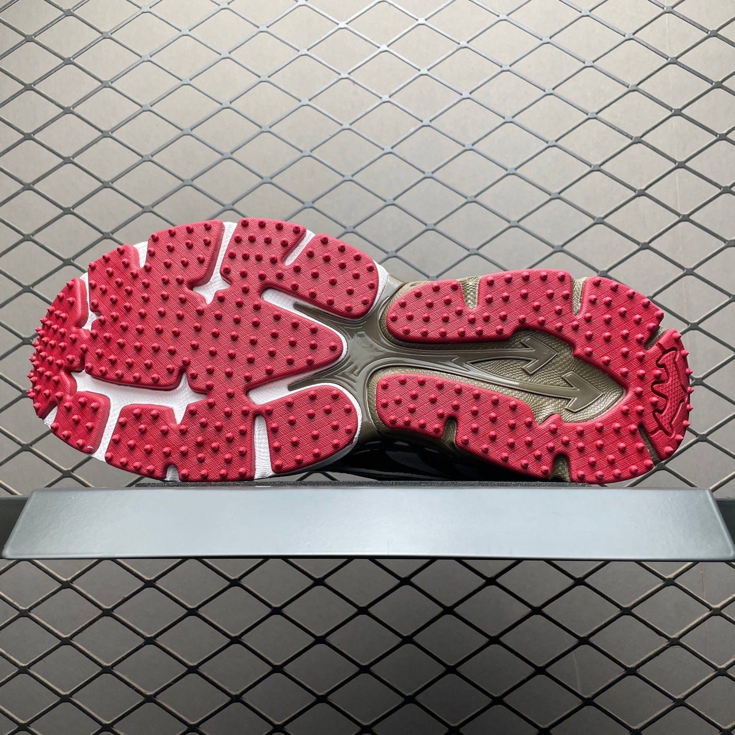 Off-White baskets Be Right Back à patch Arrow