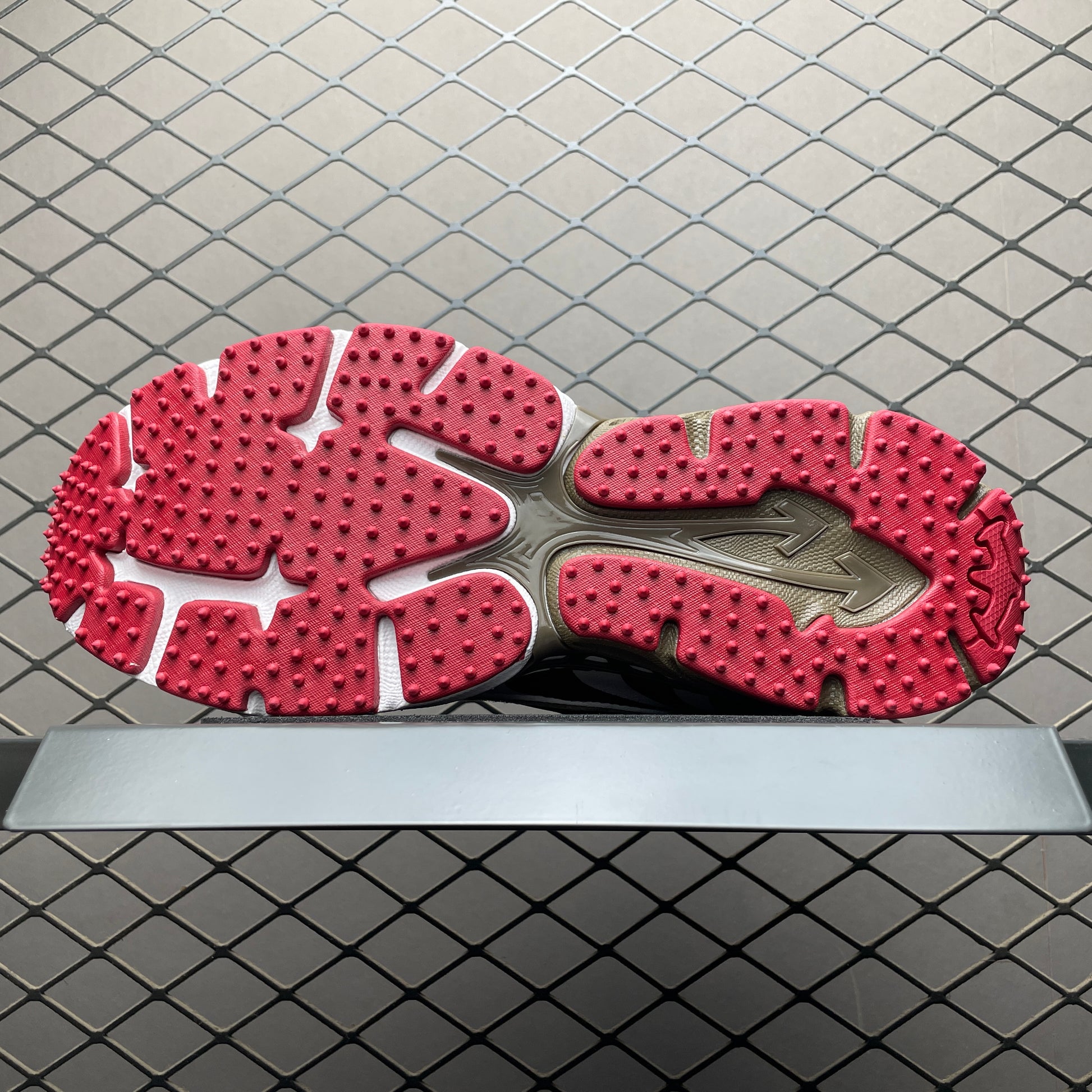 Off-White baskets Be Right Back à patch Arrow