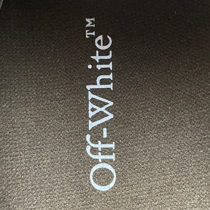 Off-White baskets Be Right Back à patch Arrow