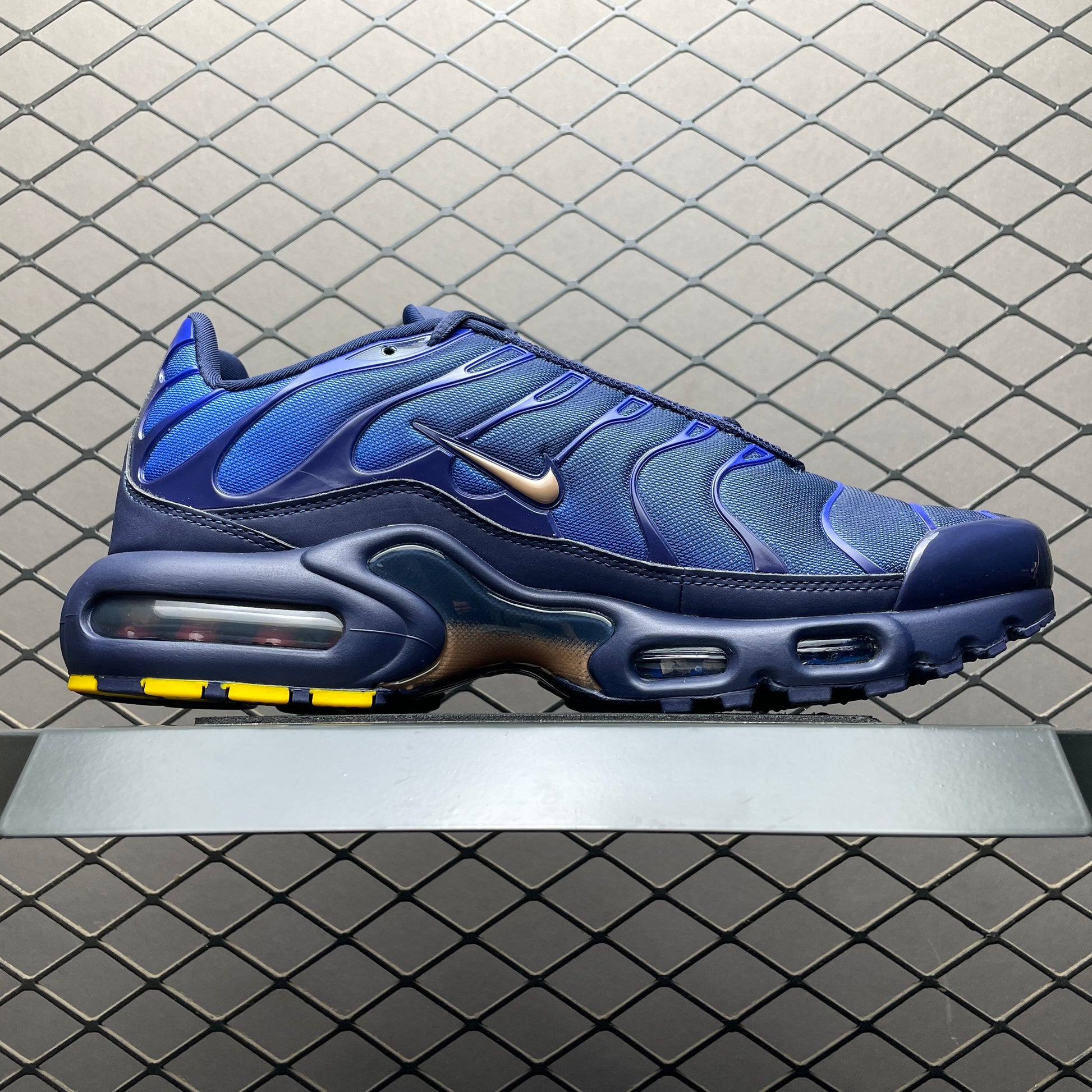 Nike Air Max Plus OG "Blackened Blue/Game Royal"