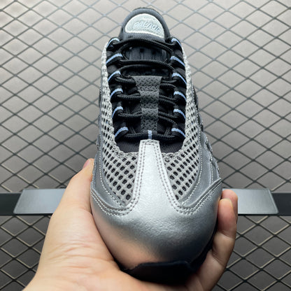 Palace Skateboards × Nike Air Max 95 Big Bubble "Metallic Silver/Aluminum"