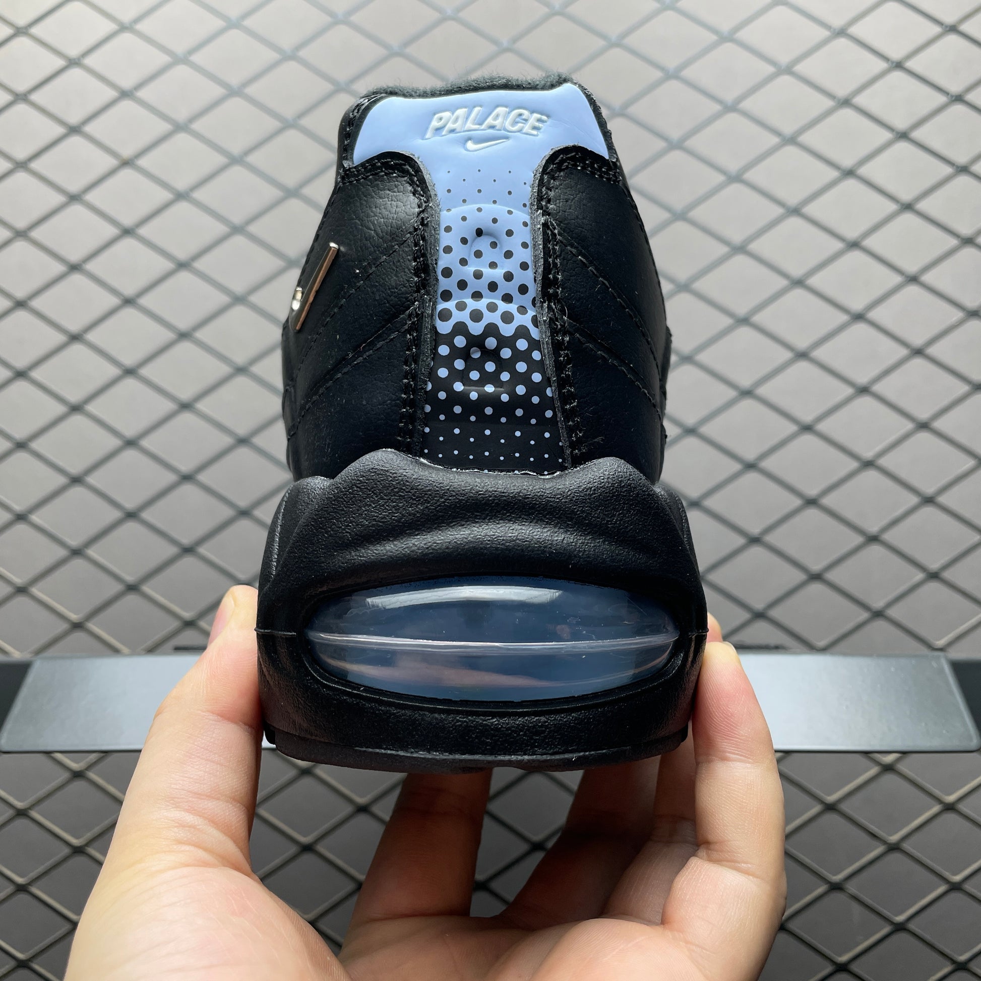Palace Skateboards × Nike Air Max 95 Big Bubble "Metallic Silver/Aluminum"