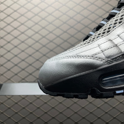 Palace Skateboards × Nike Air Max 95 Big Bubble "Metallic Silver/Aluminum"