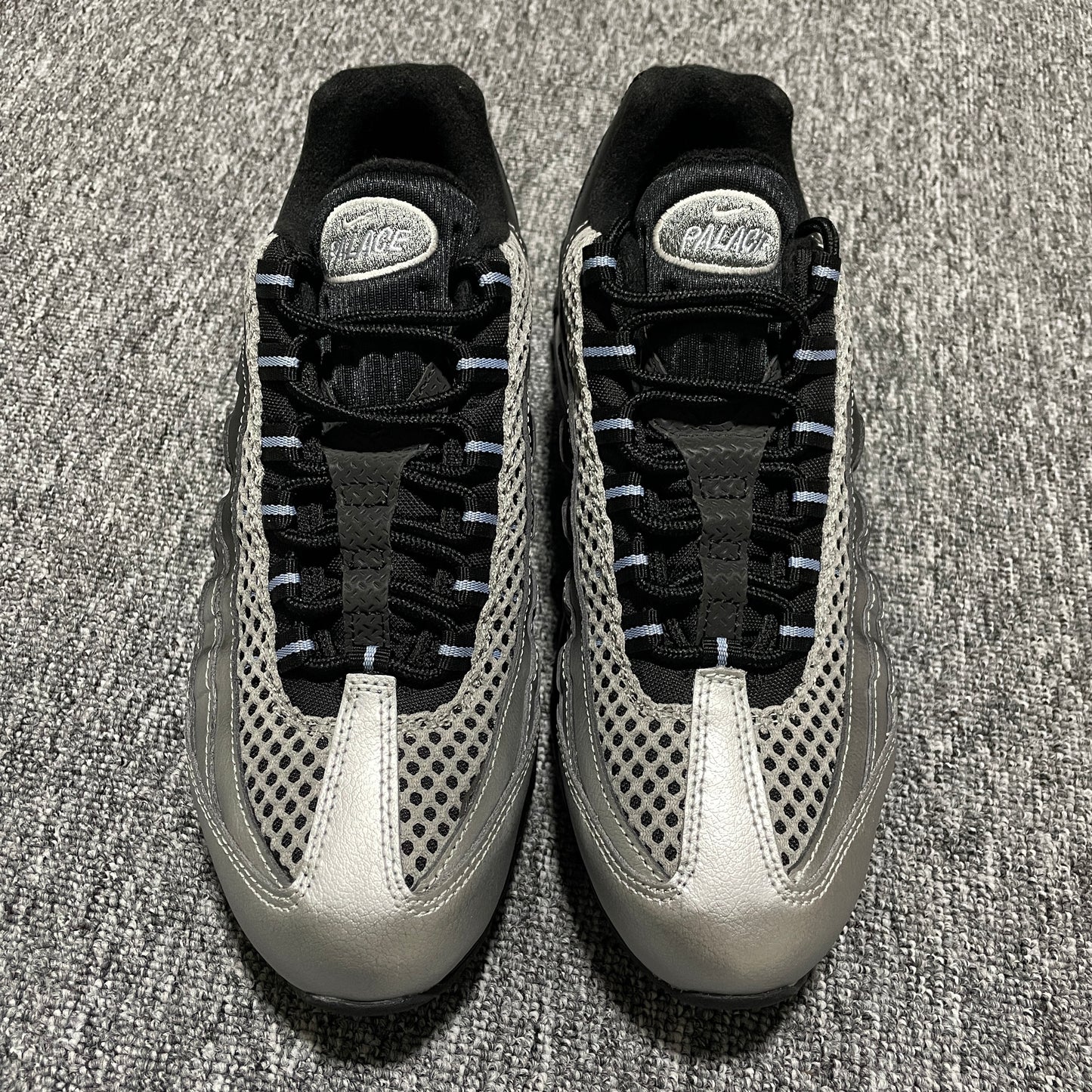 Palace Skateboards × Nike Air Max 95 Big Bubble "Metallic Silver/Aluminum"