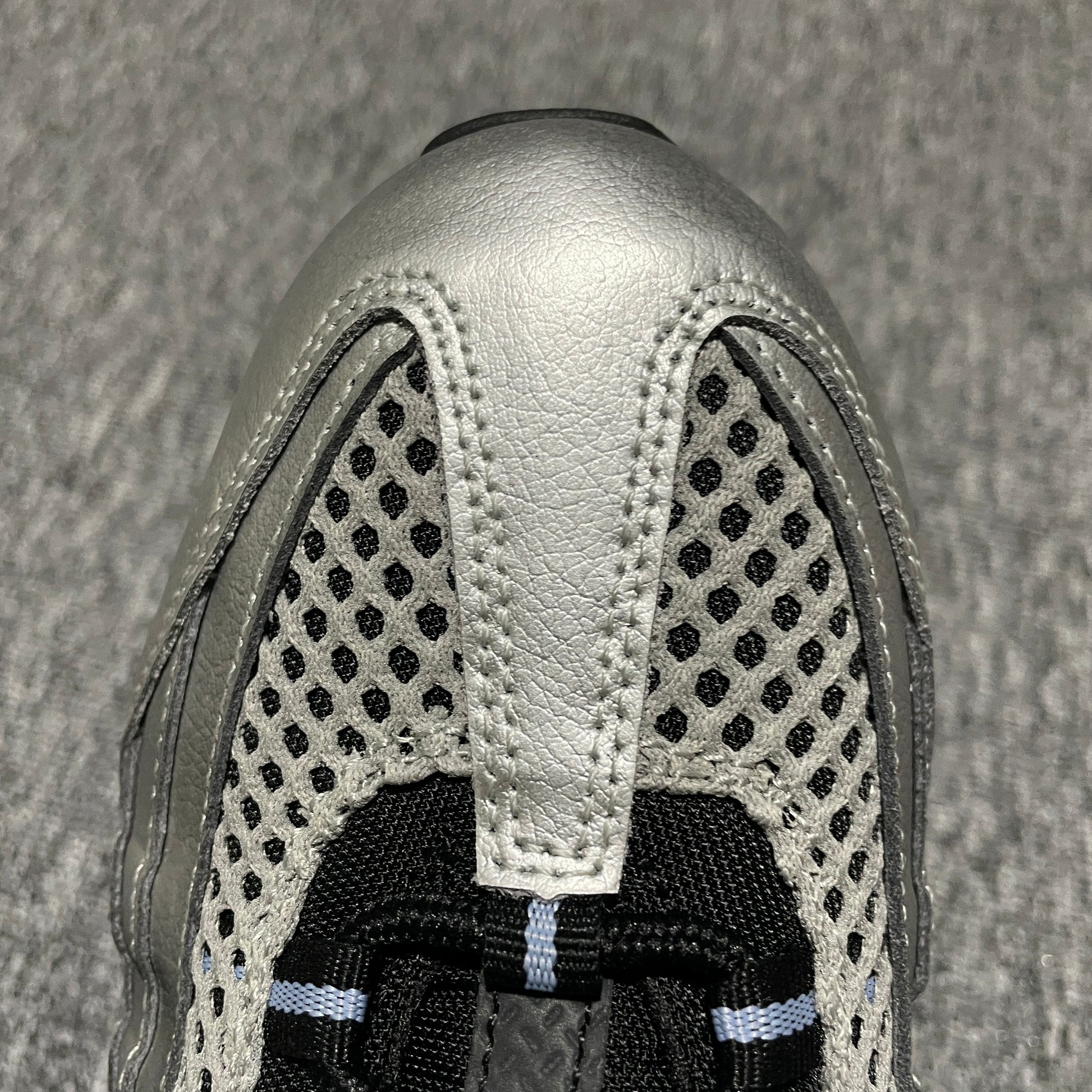 Palace Skateboards × Nike Air Max 95 Big Bubble "Metallic Silver/Aluminum"