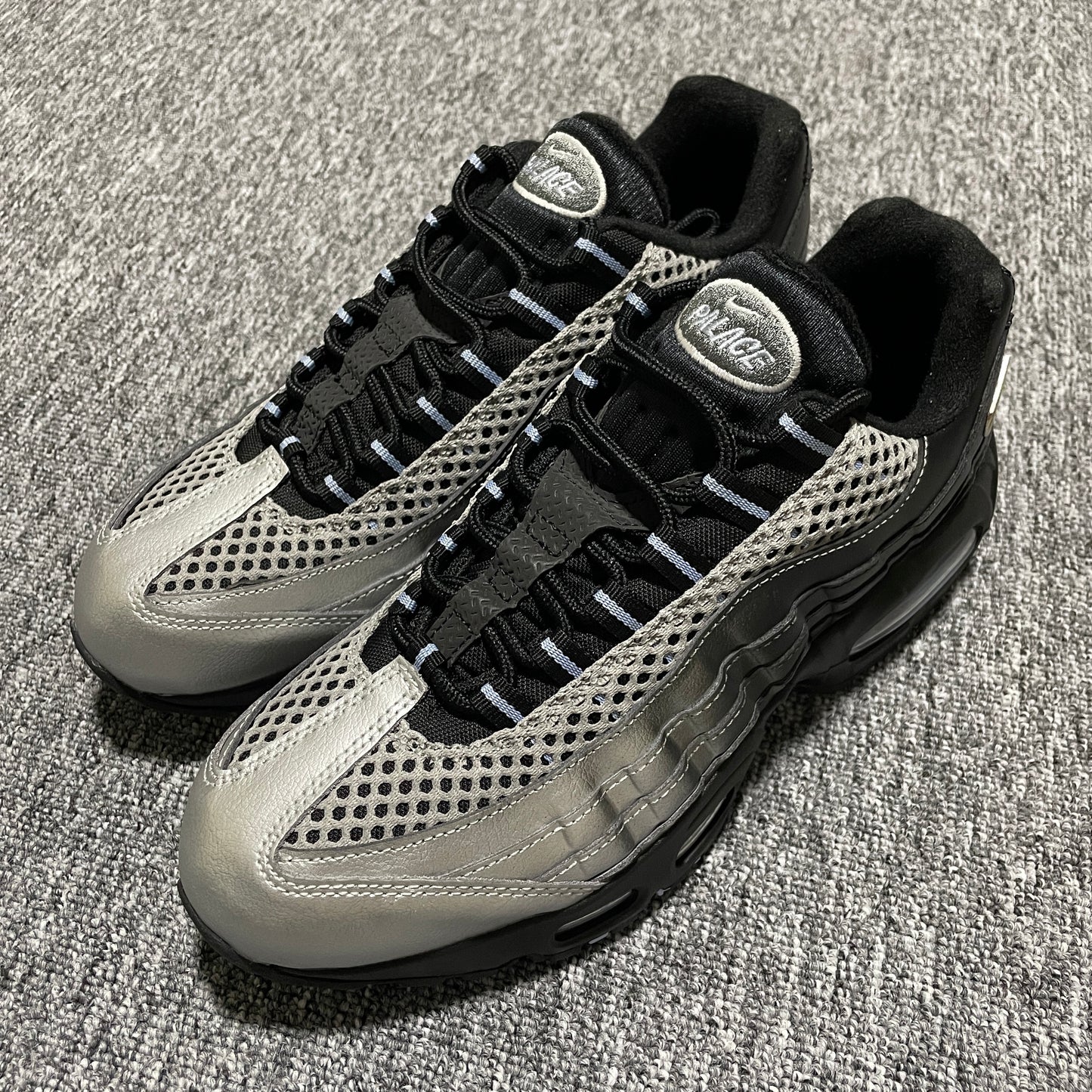 Palace Skateboards × Nike Air Max 95 Big Bubble "Metallic Silver/Aluminum"