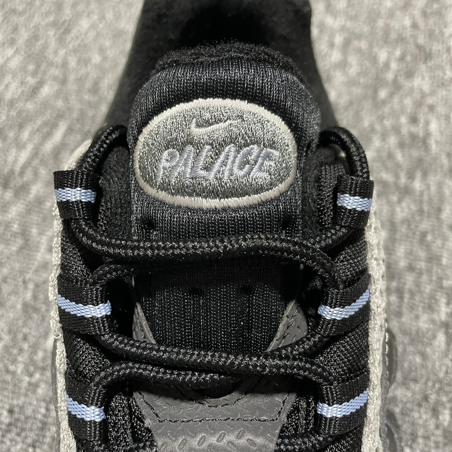 Palace Skateboards × Nike Air Max 95 Big Bubble "Metallic Silver/Aluminum"