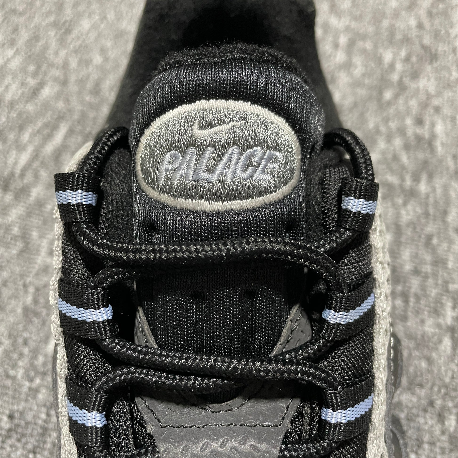 Palace Skateboards × Nike Air Max 95 Big Bubble "Metallic Silver/Aluminum"