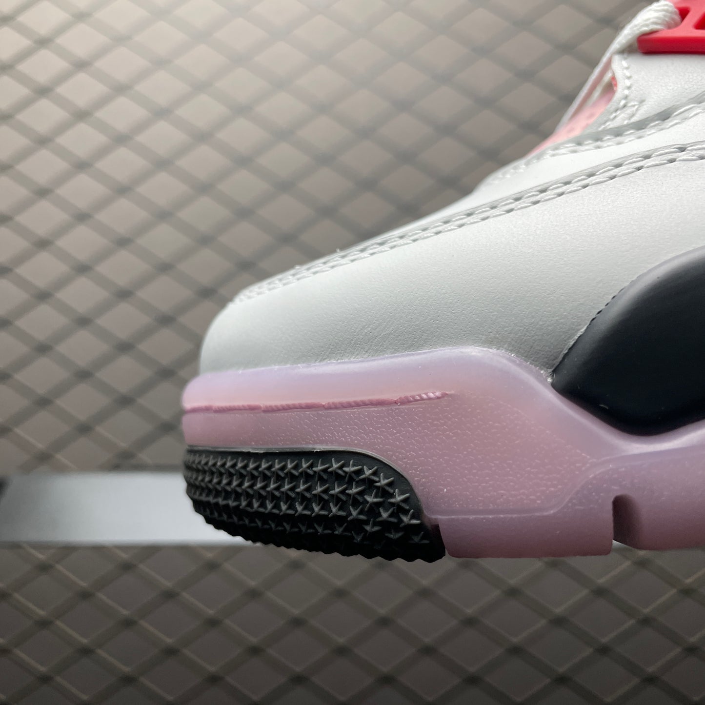 NIKE Air Jordan 4 Retro "Comic"
