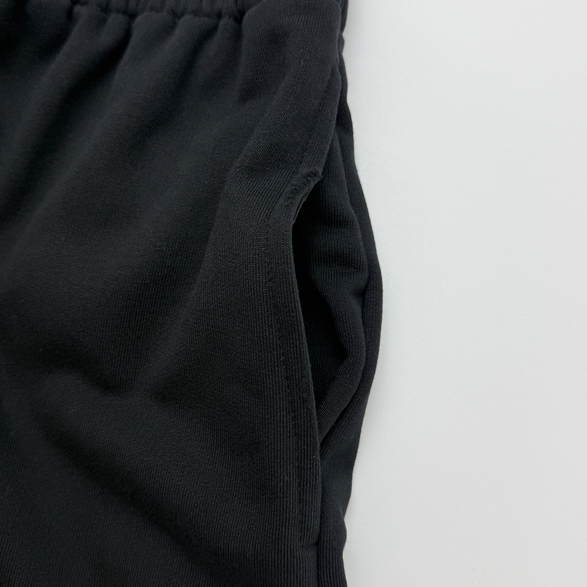 BALENCIAGA MESSY SPRAY Loose Fit Shorts