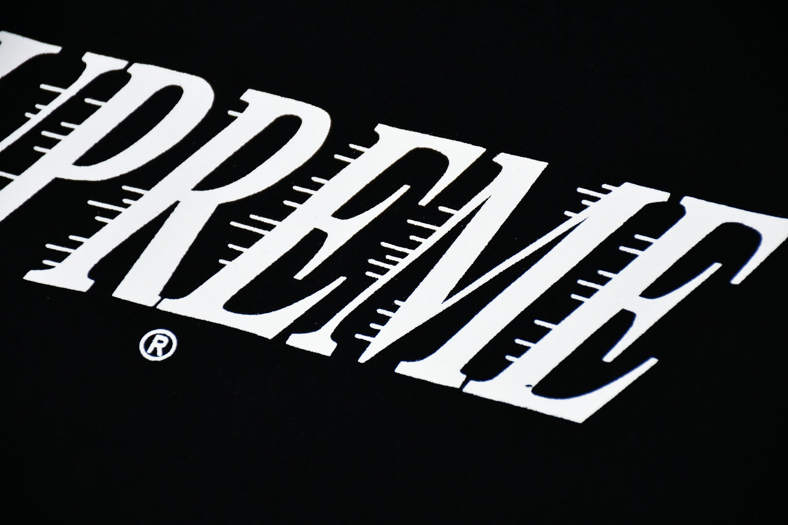 SupremeFW22 Week 1 Slap Shot Tee LogoT